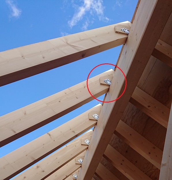 ログハウス　テクノクリエイト　屋根垂木工事3